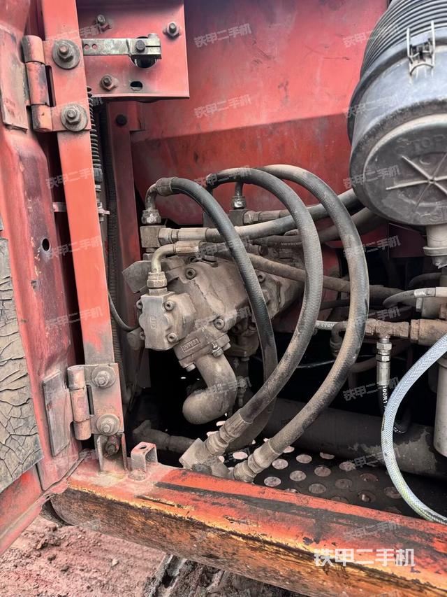 液壓泵室（大件艙室）