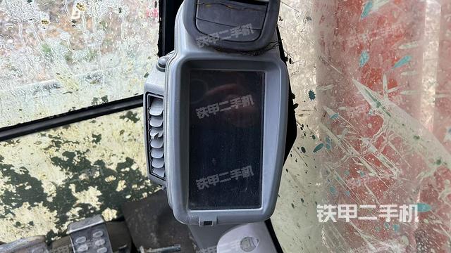 顯示屏?(駕駛室部分) 顯示屏?(駕駛室部分)