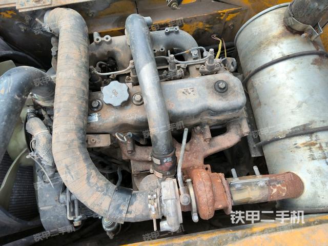 氣門室蓋螺絲特寫（上車部件）