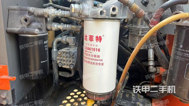 液壓泵斜45?左(大件艙室) 液壓泵斜45?左(大件艙室)