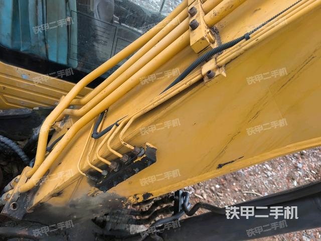 大臂整體?右側(cè)(工作和回轉(zhuǎn)裝置) 大臂整體?右側(cè)(工作和回轉(zhuǎn)裝置)