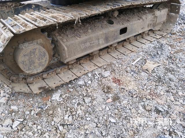 右側(cè)履帶整體?（行走機構）