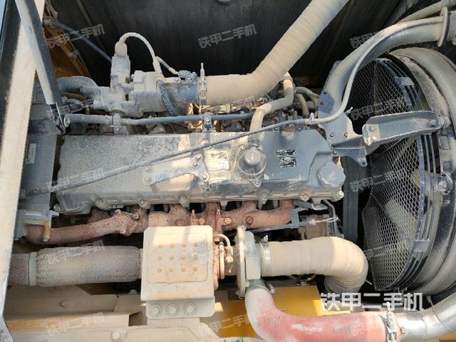 发动机室（上车部件）