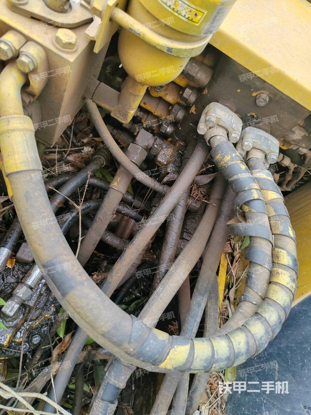 發(fā)動(dòng)機(jī)室(上車部件) 發(fā)動(dòng)機(jī)室(上車部件)