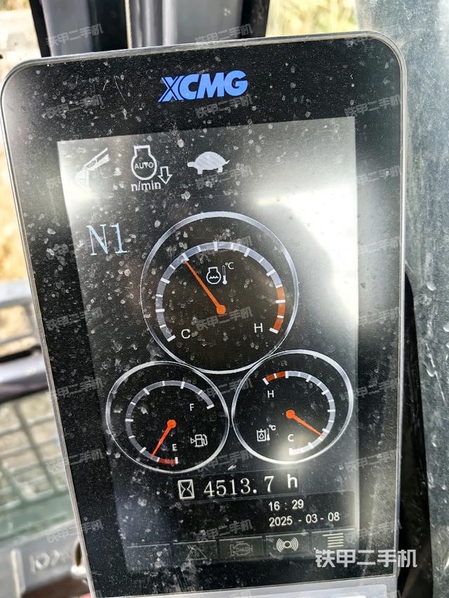 顯示屏?(駕駛室部分) 顯示屏?(駕駛室部分)
