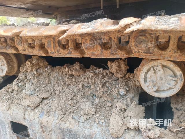 左側(cè)行走馬達蓋板（行走機構(gòu)）