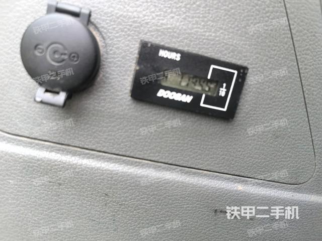 小時(shí)表(駕駛室部分) 小時(shí)表(駕駛室部分)