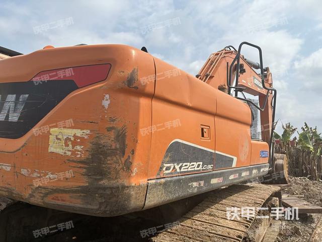 右前45(整機外觀) 右前45(整機外觀)