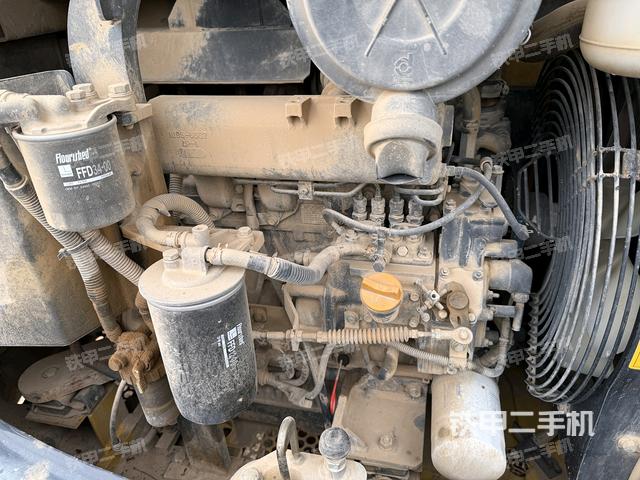 發(fā)動機(jī)整體俯視（整機(jī)外觀）