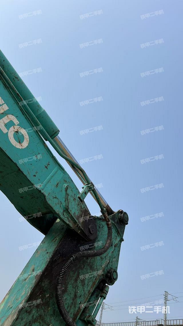 小臂整體右前(工作和回轉(zhuǎn)裝置) 小臂整體右前(工作和回轉(zhuǎn)裝置)