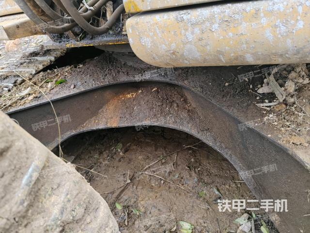 鏟斗45度(工作和回轉(zhuǎn)裝置) 鏟斗45度(工作和回轉(zhuǎn)裝置)