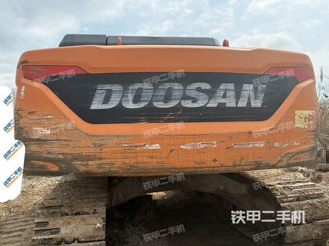 左后45(整機外觀) 左后45(整機外觀)