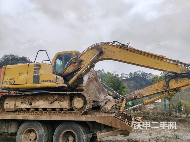 右前45(整機(jī)外觀) 右前45(整機(jī)外觀)