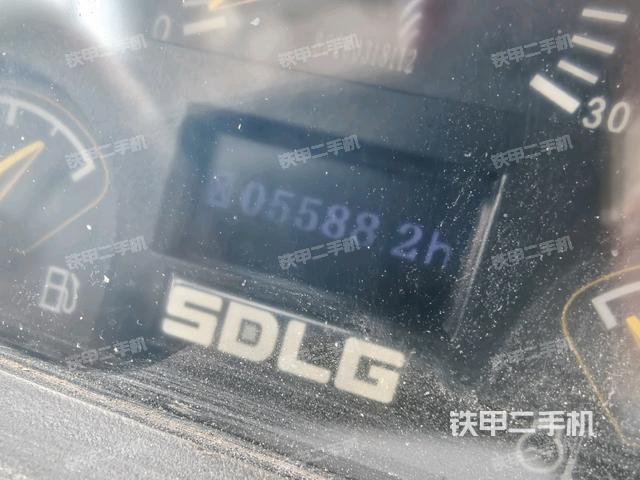 前擋風(fēng)玻璃標(biāo) （駕駛室部分）