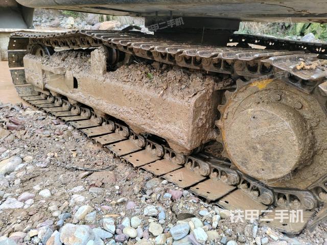 左側(cè)履帶整體?（行走機構(gòu)）