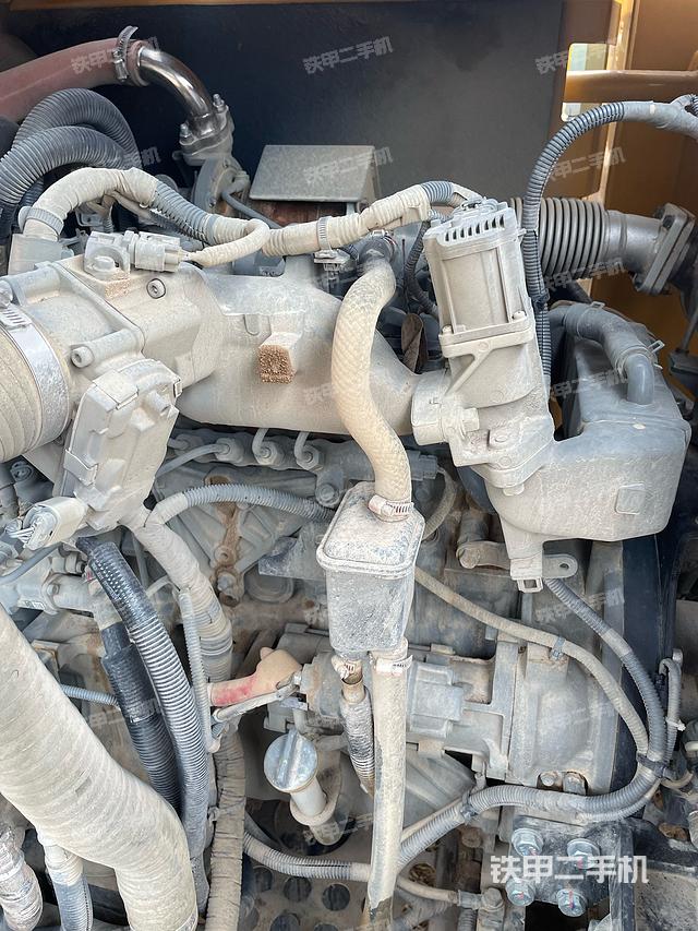 發(fā)動(dòng)機(jī)整體俯視（整機(jī)外觀）