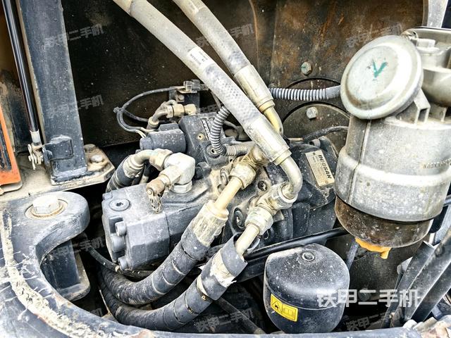 液壓泵室（大件艙室）