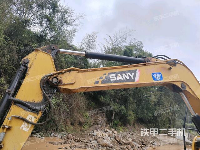 小臂整體左后（工作和回轉(zhuǎn)裝置）