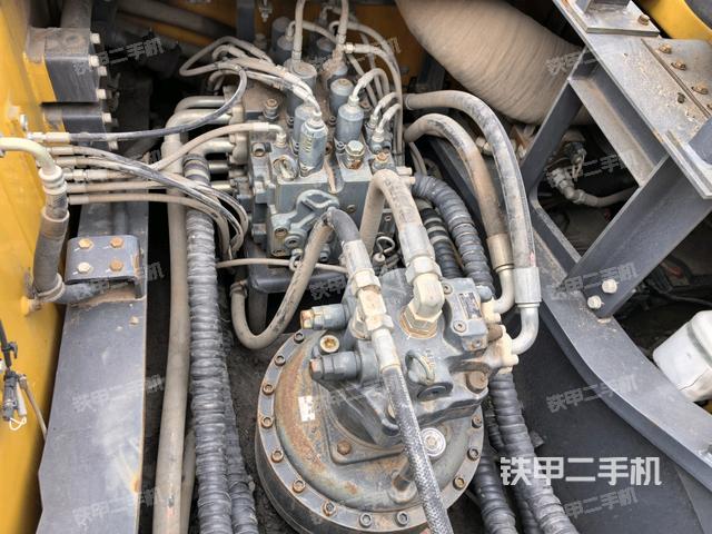 發(fā)動(dòng)機(jī)室(上車部件) 發(fā)動(dòng)機(jī)室(上車部件)