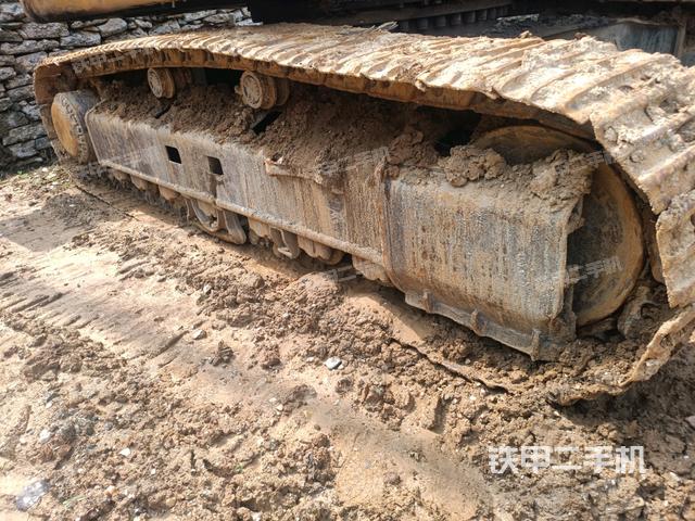 左側(cè)履帶整體?（行走機構(gòu)）