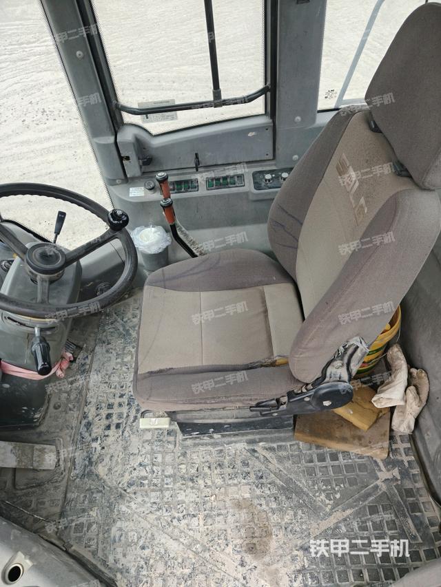 頂棚整體  內(nèi)（駕駛室部分）