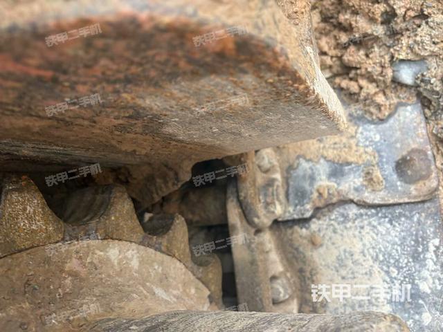 右驅(qū)動(dòng)輪(行走機(jī)構(gòu)) 右驅(qū)動(dòng)輪(行走機(jī)構(gòu))