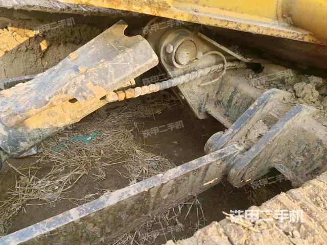 轉(zhuǎn)盤和下車架正前（工作和回轉(zhuǎn)裝置）