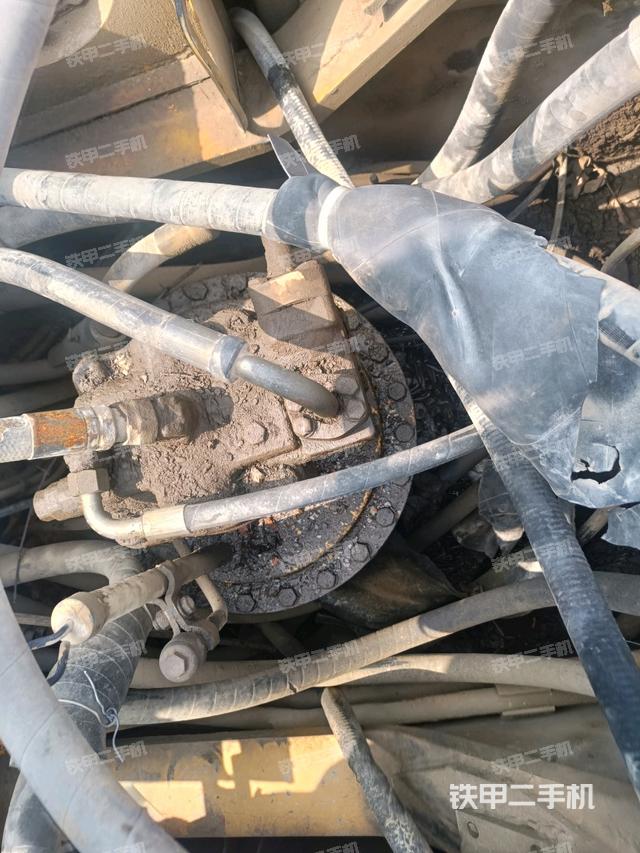 回轉(zhuǎn)馬達（上車部件）