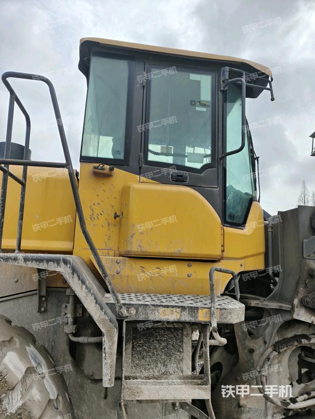 后驅(qū)動(dòng)橋（液壓/傳動(dòng)系統(tǒng)）