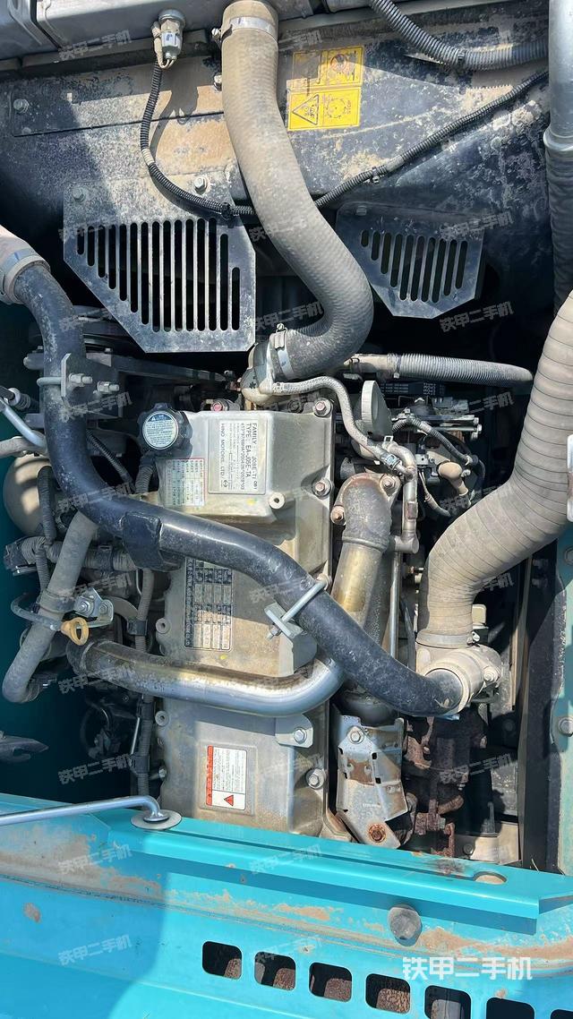 發(fā)動(dòng)機(jī)室(上車部件) 發(fā)動(dòng)機(jī)室(上車部件)