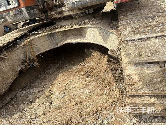 大臂油缸整體?豎拍(工作和回轉(zhuǎn)裝置) 大臂油缸整體?豎拍(工作和回轉(zhuǎn)裝置)