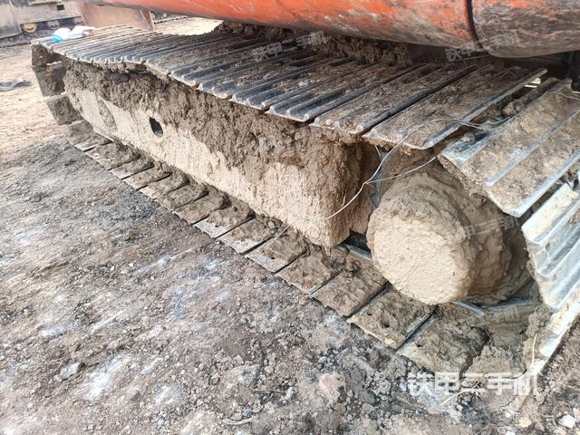 右側(cè)履帶整體?（行走機構(gòu)）