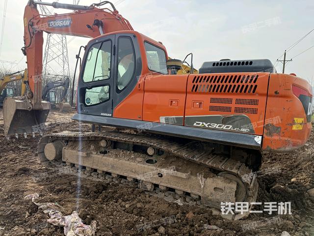 整機(jī)右后45°（整機(jī)外觀）