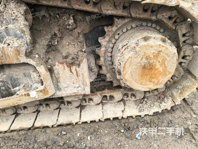 左側(cè)行走馬達(dá)蓋板（行走機(jī)構(gòu)）