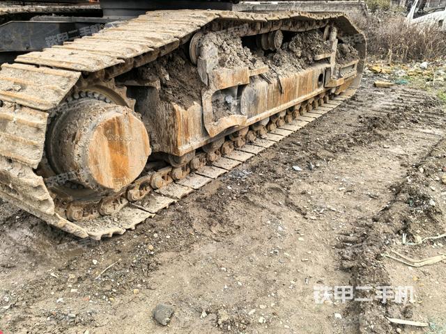 左側(cè)履帶整體?（行走機(jī)構(gòu)）