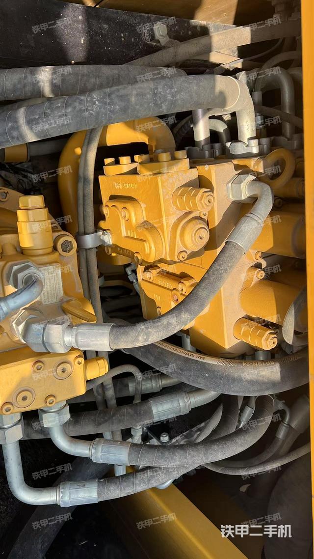 分配閥（上車部件）