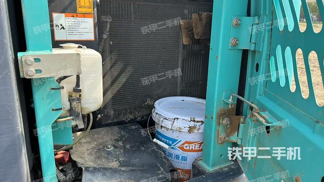 散熱器室(大件艙室) 散熱器室(大件艙室)