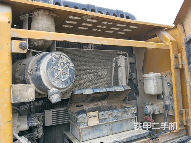 散熱器正面（大件艙室）