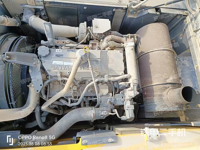 發(fā)動(dòng)機(jī)整體俯視(整機(jī)外觀) 發(fā)動(dòng)機(jī)整體俯視(整機(jī)外觀)