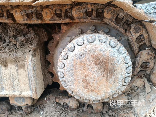 右導向輪（行走機構(gòu)）