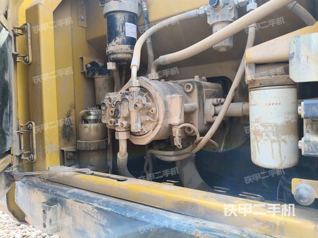 液壓泵斜45?左（大件艙室）