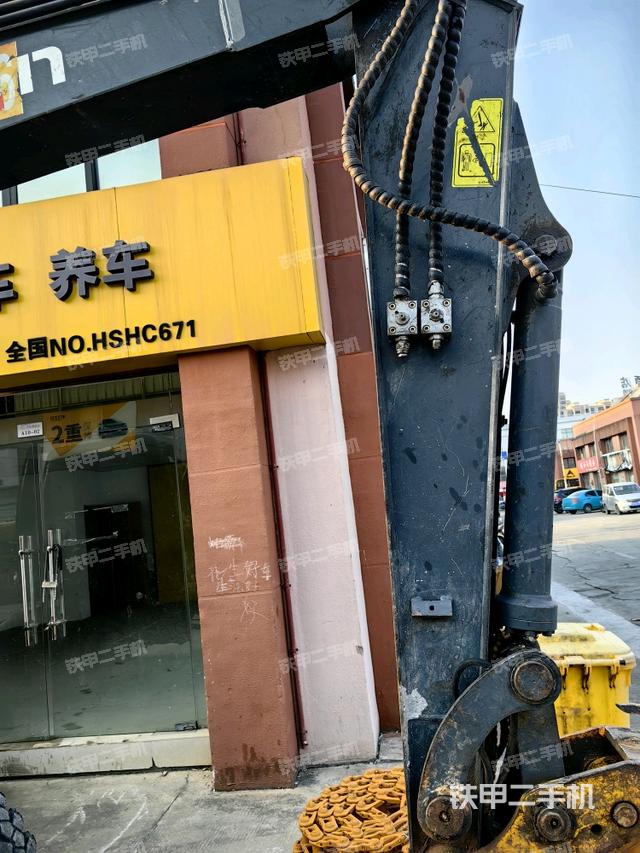 小臂整體左后(工作和回轉(zhuǎn)裝置) 小臂整體左后(工作和回轉(zhuǎn)裝置)