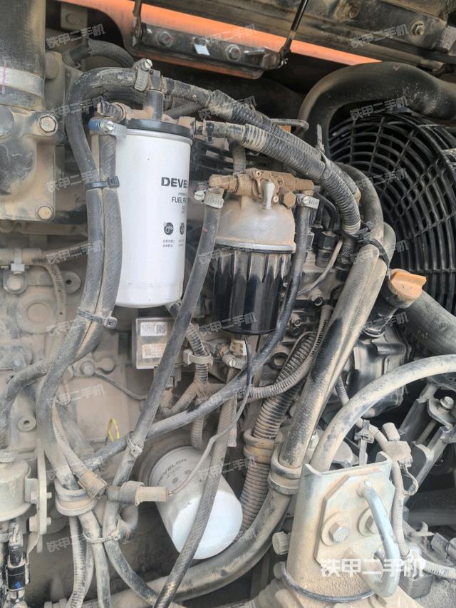 增壓器特寫(xiě)(上車部件) 增壓器特寫(xiě)(上車部件)