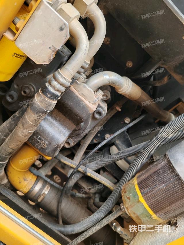 電瓶（大件艙室）