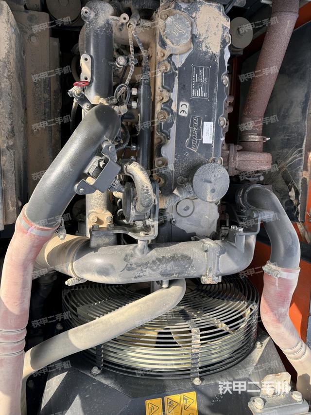 發(fā)動(dòng)機(jī)整體俯視（整機(jī)外觀）
