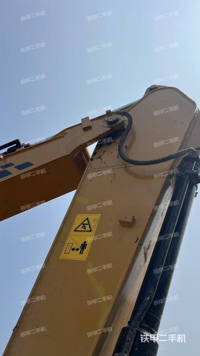 小臂整體右前（工作和回轉(zhuǎn)裝置）