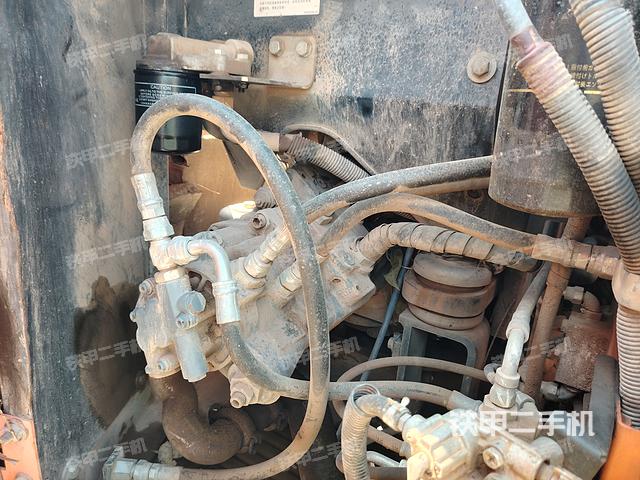 驾驶室整体（整机外观）