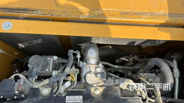 氣門室蓋螺絲特寫（上車部件）