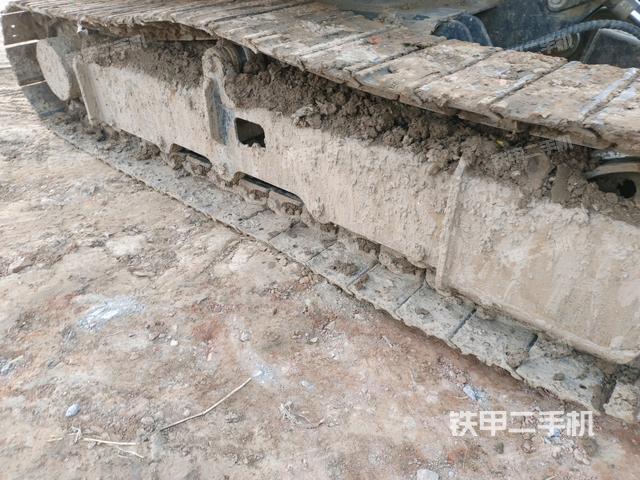 左側(cè)行走馬達(dá)蓋板（行走機(jī)構(gòu)）