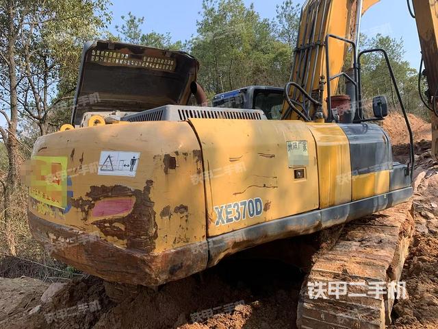 整機(jī)右后45°(整機(jī)外觀) 整機(jī)右后45°(整機(jī)外觀)